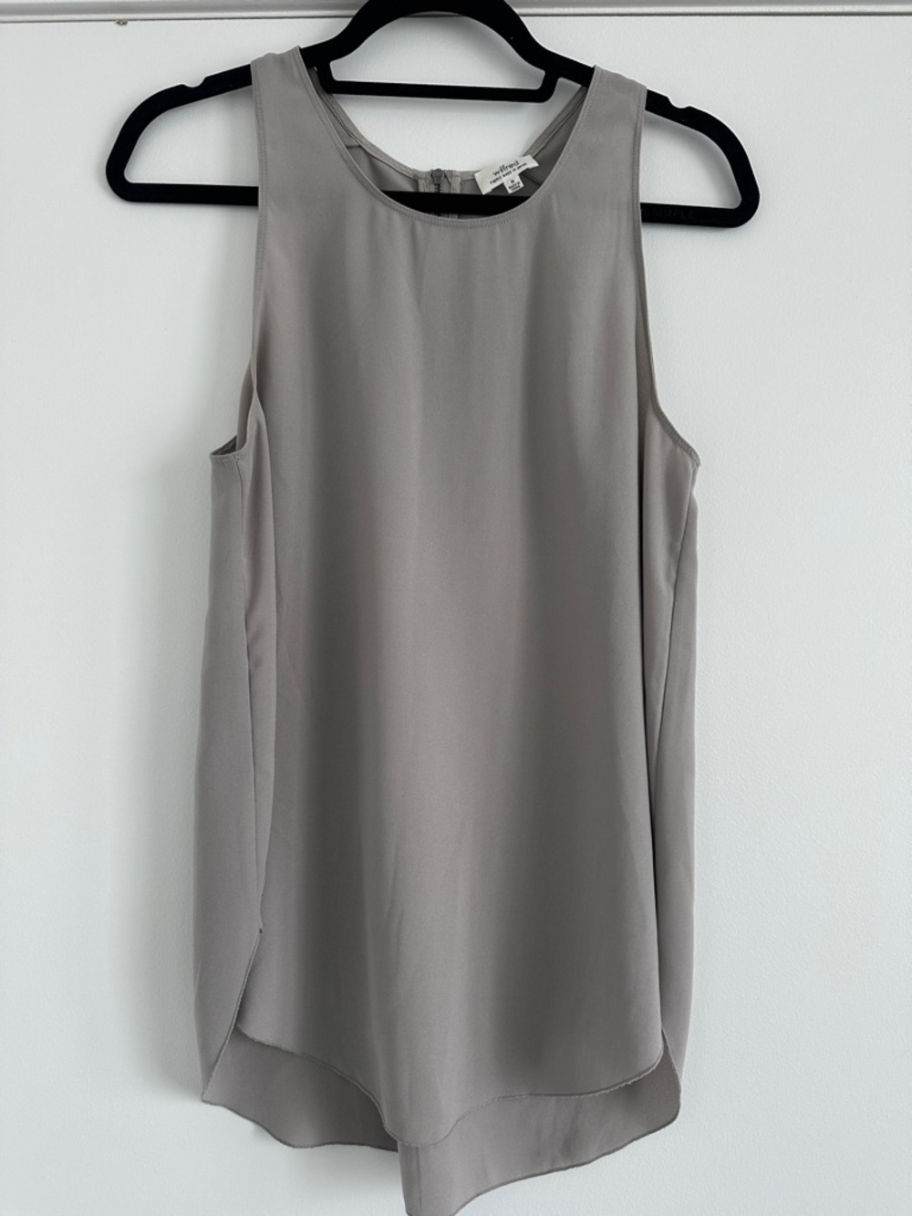 Wilfred Taupe Sleeveless Blouse with Back Zip